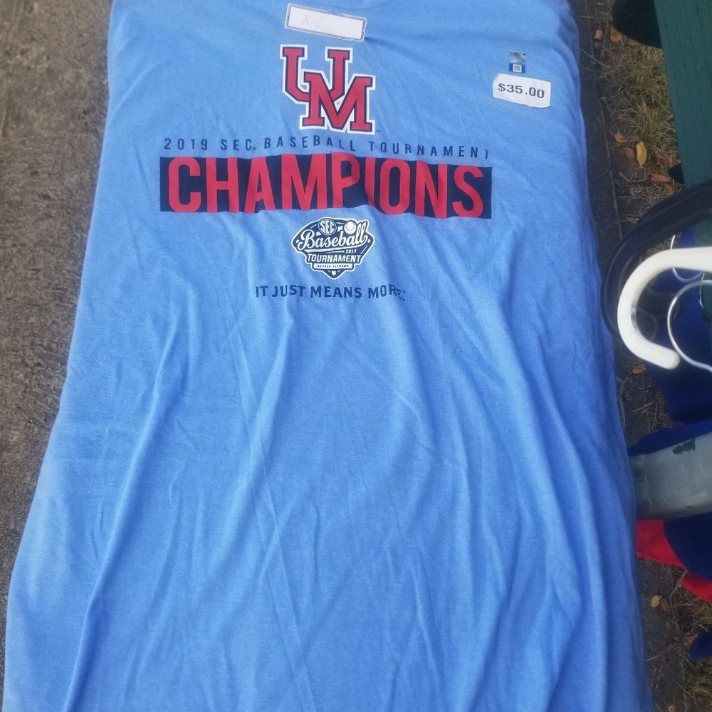 T shirt